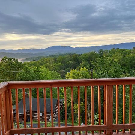 A Walk In The Clouds By Eden Crest Villa Sevierville Kültér fotó